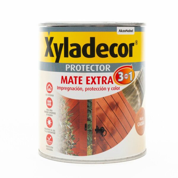 Xyladecor Mahogany Matt 3 in 1 Wood Protecor 750ML